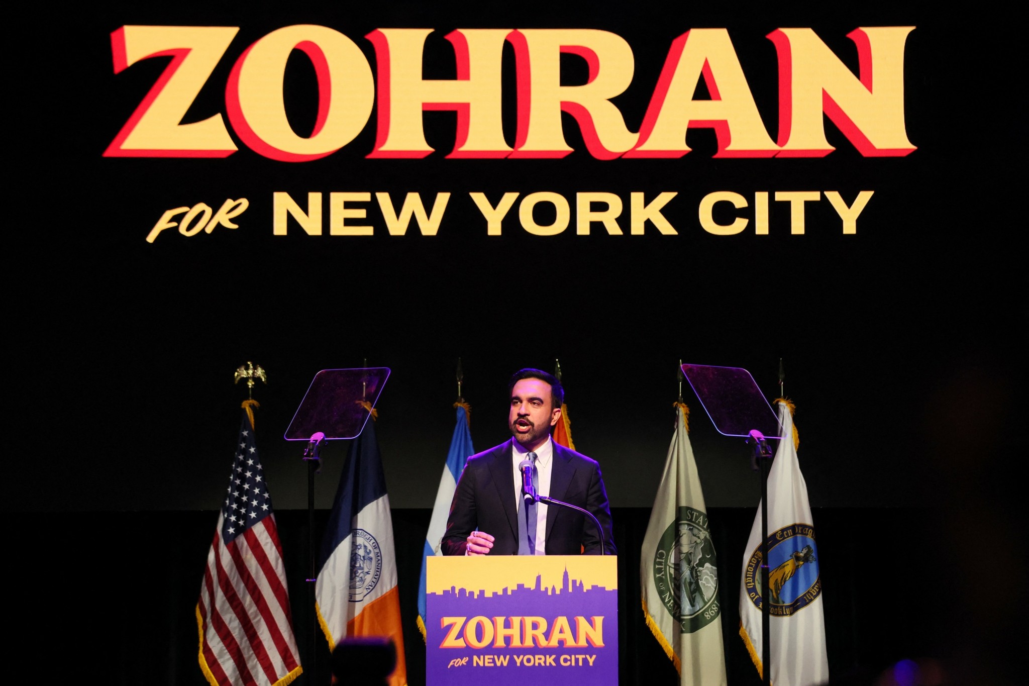 Ζόραν Μαμντάνι: Ποιος φοβάται τον σοσιαλιστή δήμαρχο τη Νέας Υόρκης – Οι ισχυροί της Wall Street που αλλάζουν στάση