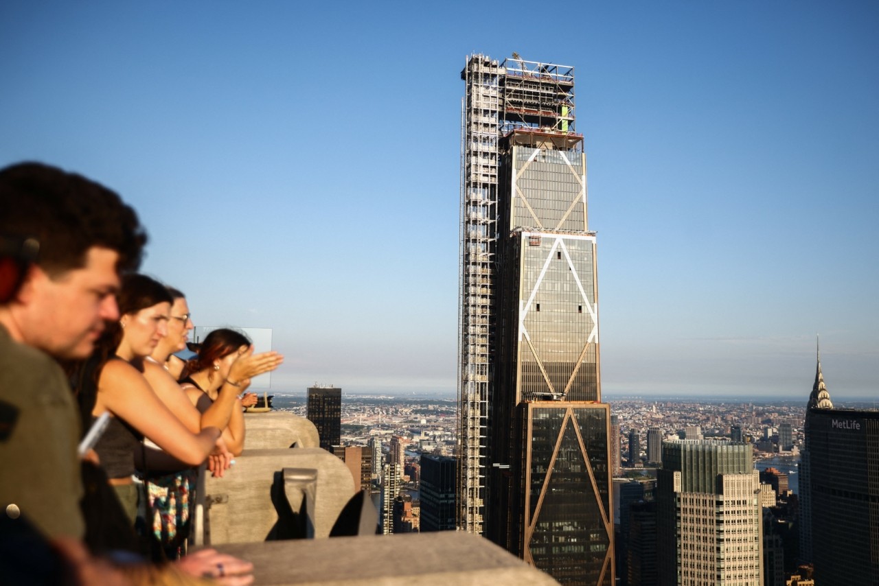 Καταγγελία για διακρίσεις στη JPMorgan: Η αναλύτρια που πληρωνόταν… λιγότερο ζητά αποζημίωση | Ειδήσεις για την Οικονομία