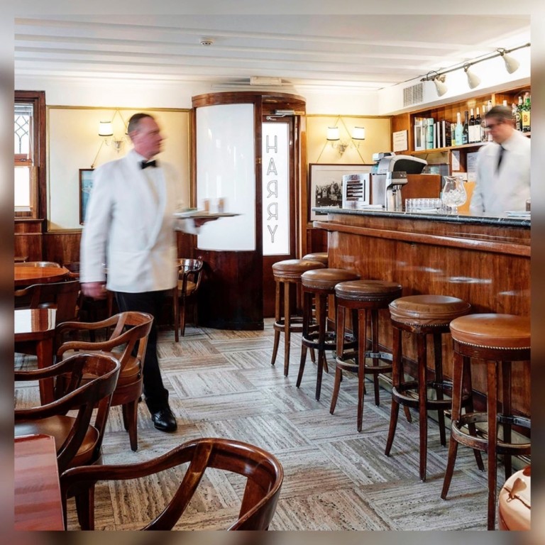 Harry’s Bar: Η ιστορία πίσω από το πιο διάσημο μπαρ της Βενετίας