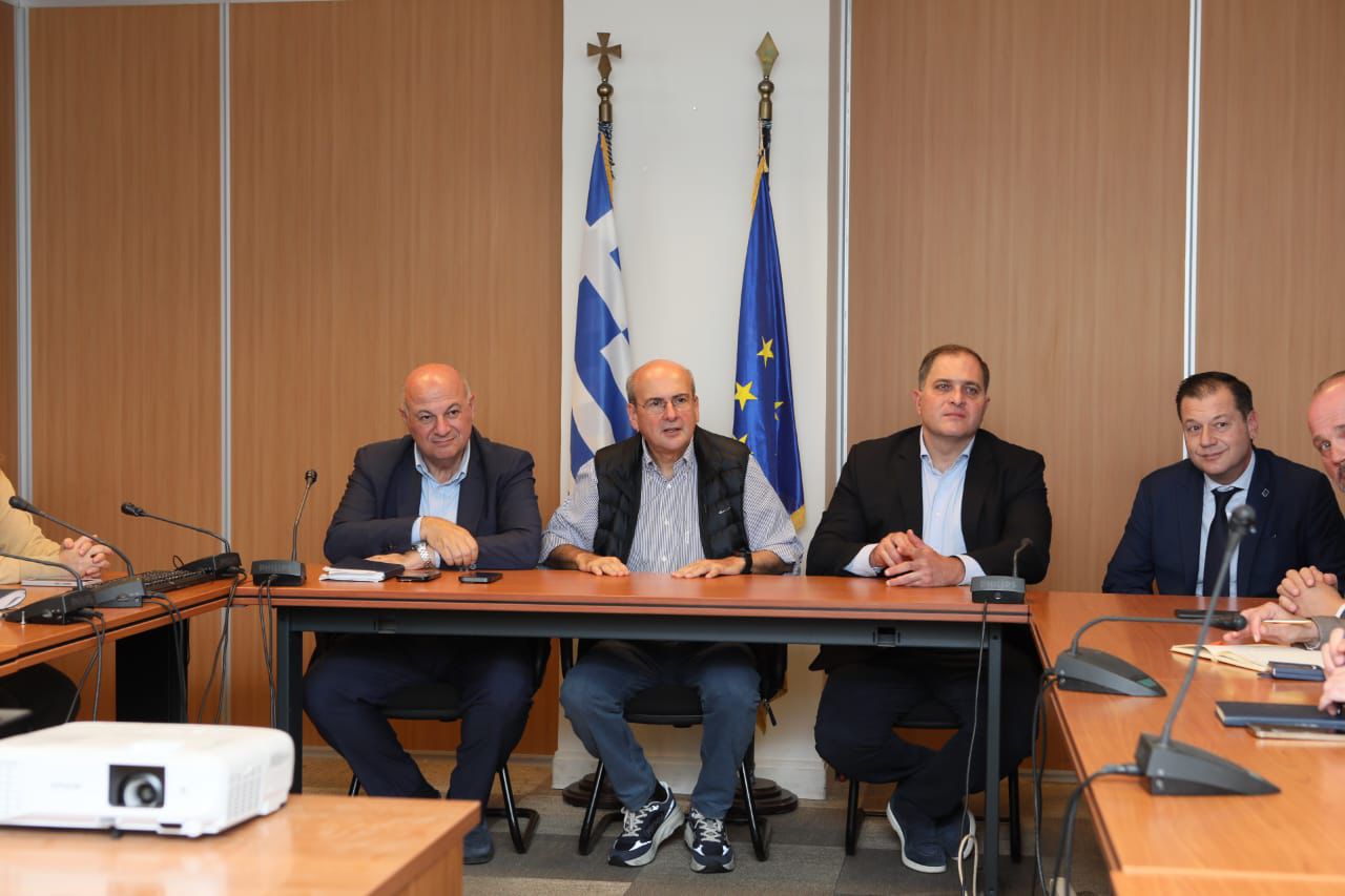 Ευρεία σύσκεψη Χατζηδάκη – Τσιάρα στον ΟΠΕΚΕΠΕ για τις αγροτικές επιδοτήσεις | Ειδήσεις για την Οικονομία