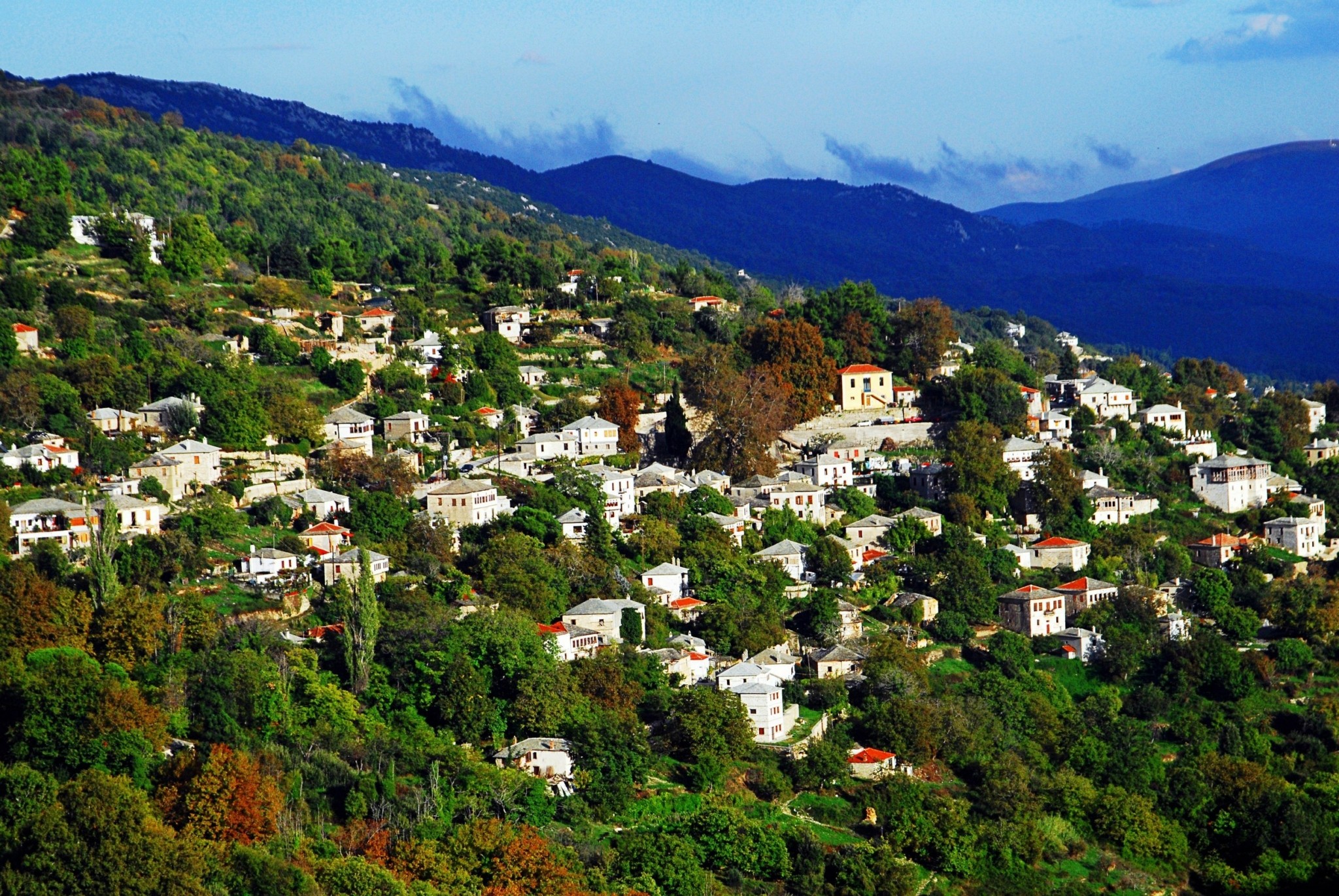 Η γεωγραφία της απόδρασης: 6 προορισμοί στην Ελλάδα που παραμένουν αυθεντικοί