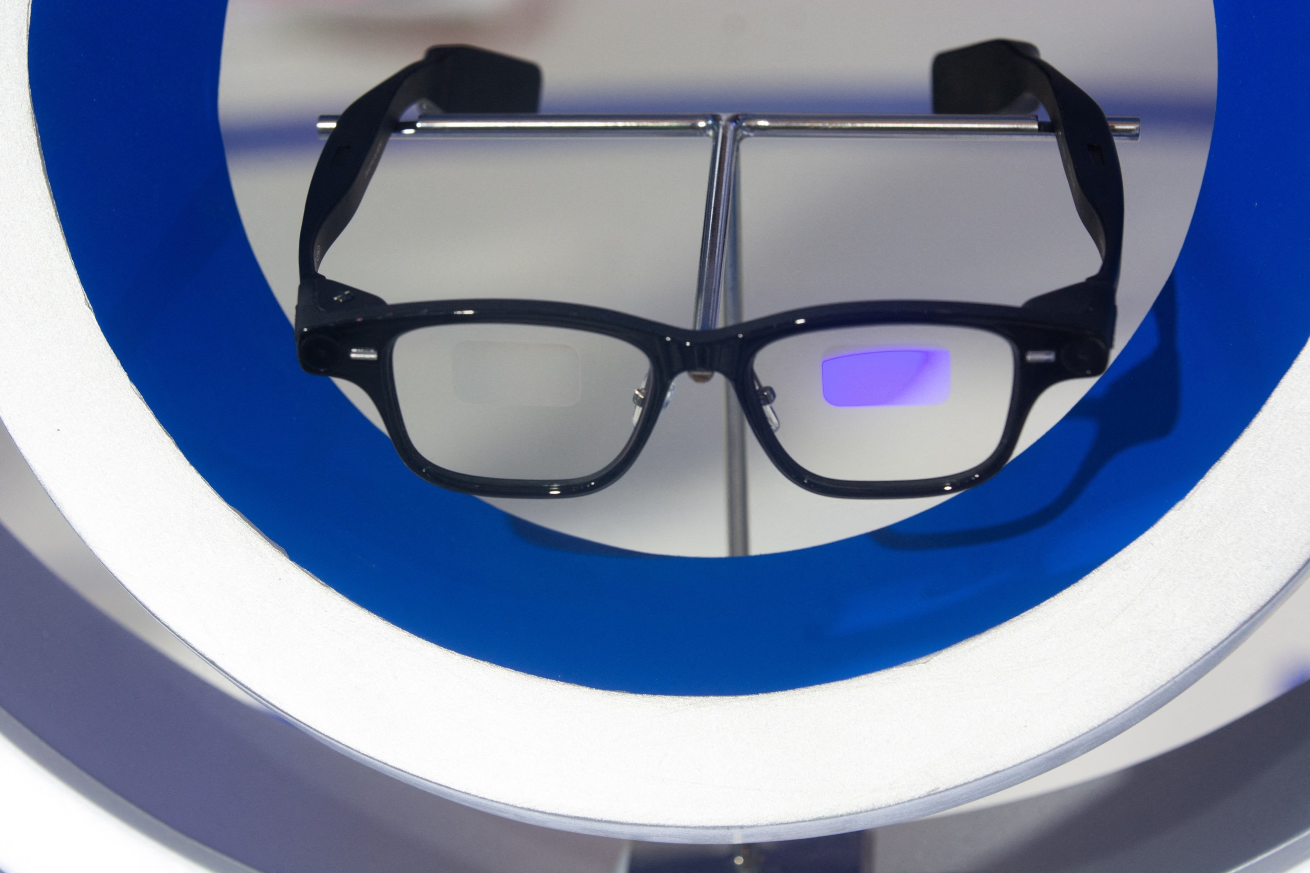 Alibaba Quark S1: Τα νέα AI smart glasses που ανταγωνίζονται τα Ray-Ban της Meta | Ειδήσεις για την Οικονομία