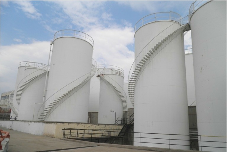 El Petrol: Στην Coral πέρασαν οι εγκαταστάσεις της στο Πέραμα (pics)