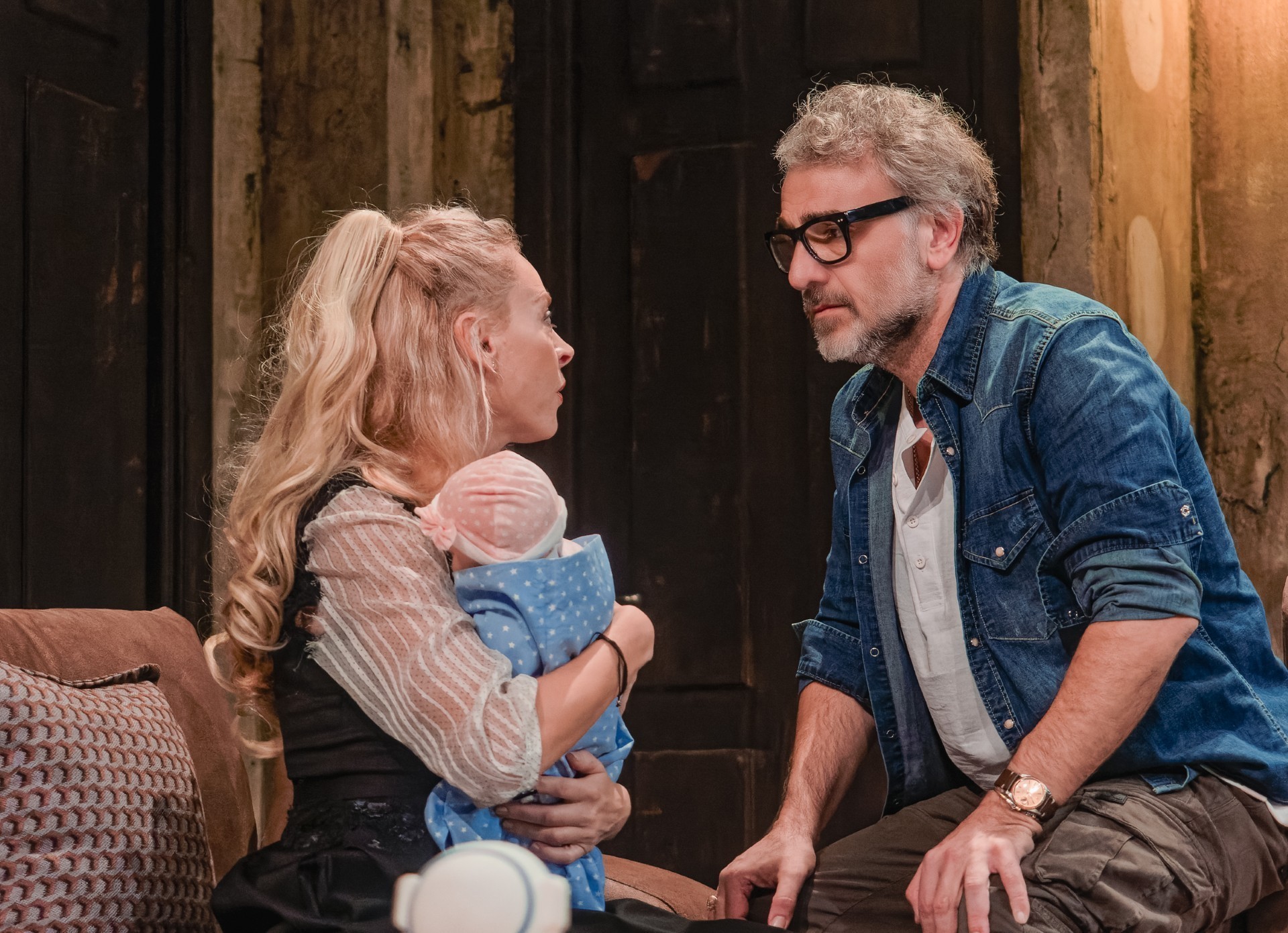 7 τοπ θεατρικές παραστάσεις για τον Δεκέμβριο που θα γίνουν sold-out 7 τοπ θεατρικές παραστάσεις για τον Δεκέμβριο που θα γίνουν sold-out