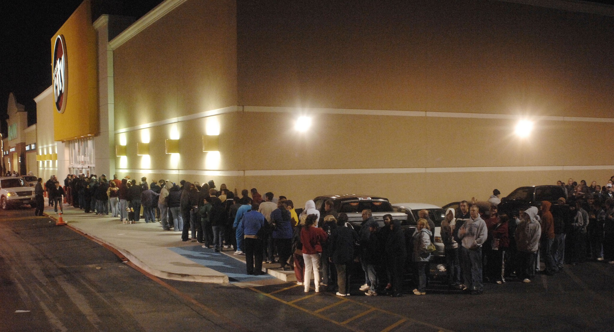 Υπάρχει τελικά Black Friday στην Ελλάδα; Μικρές εκπτώσεις, μεγάλες προσδοκίες Υπάρχει τελικά Black Friday στην Ελλάδα; Μικρές εκπτώσεις, μεγάλες προσδοκίες