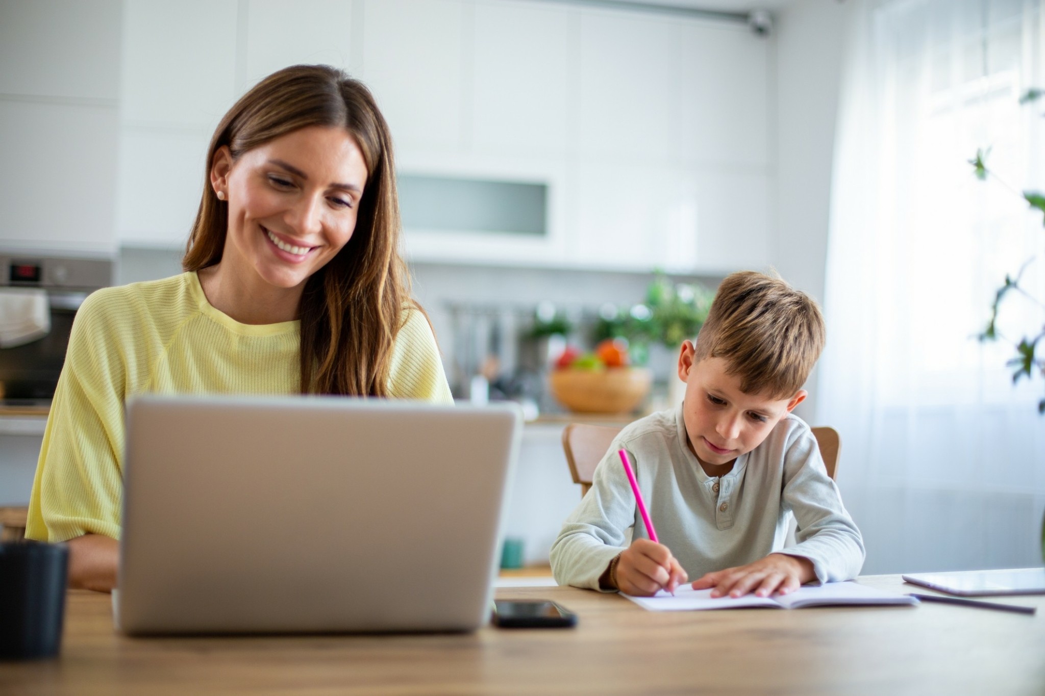 Φαινόμενο Μοναχοπαίδι: Τι σημαίνει για την οικογένεια, την κοινωνία, αλλά και για το ίδιο το παιδί Φαινόμενο Μοναχοπαίδι: Τι σημαίνει για την οικογένεια, την κοινωνία, αλλά και για το ίδιο το παιδί