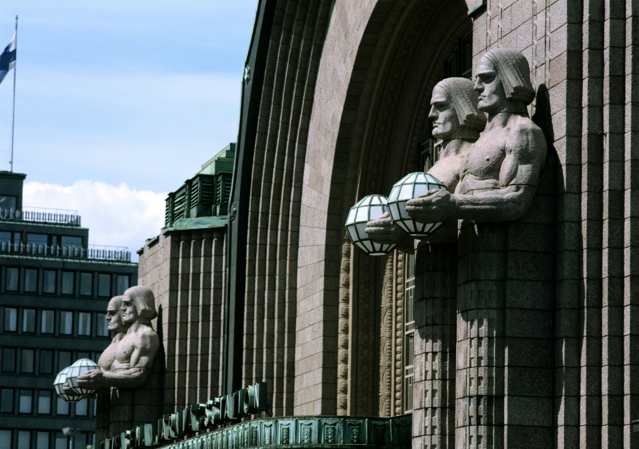 Οι πιο εντυπωσιακοί σταθμοί τρένων στην Ευρώπη