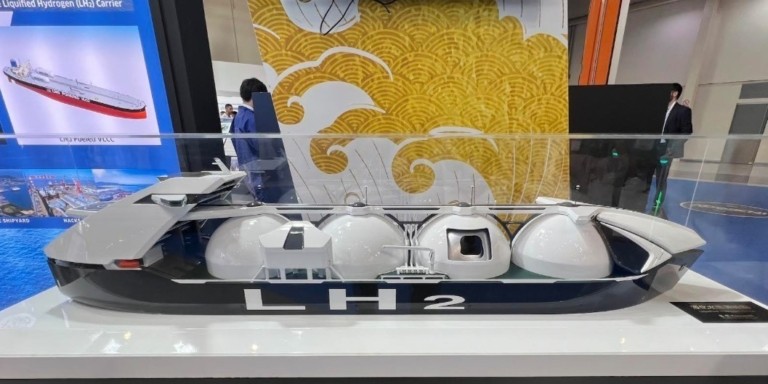 LNG Carriers: Η ζήτηση αυξάνει, η προσφορά χωρητικότητας μειώνεται και οι ναύλοι εκτοξεύονται