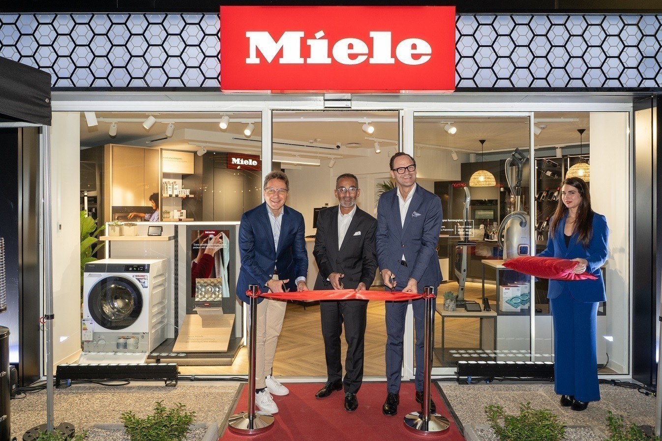 Miele: Εγκαινιάστηκε το νέο Experience Center στο Ίλιον (pics)