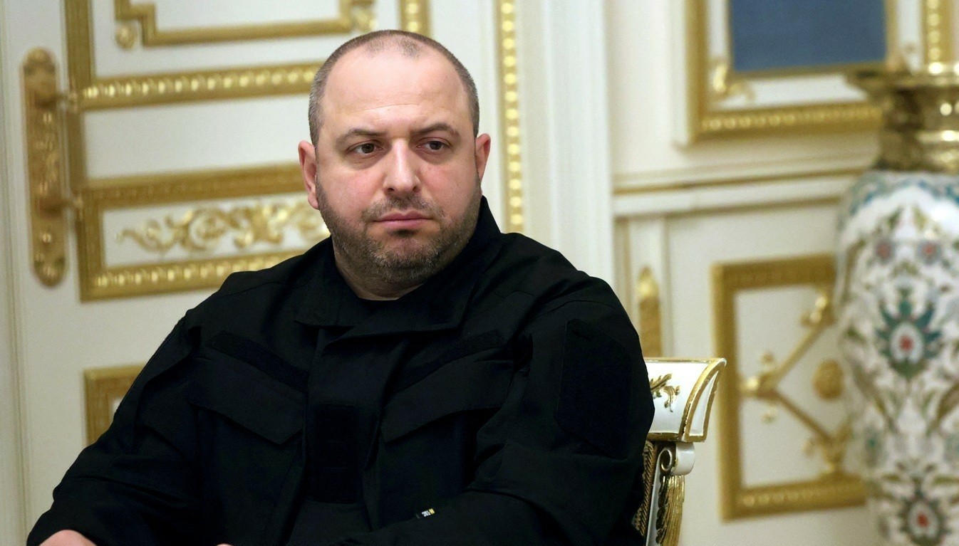 Ουκρανία: Εκτός της χώρας βρίσκεται ο πρώην υπουργός Άμυνας – Πιθανή η εμπλοκή του στο σκάνδαλο διαφθοράς | Ειδήσεις για την Οικονομία