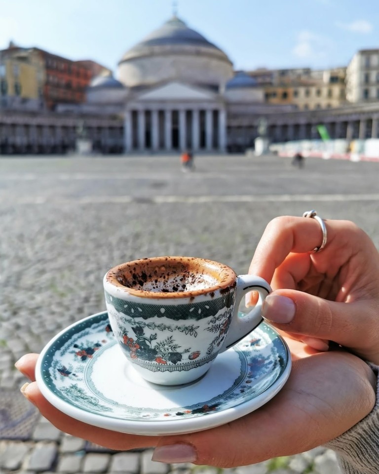 Αναρωτιέστε πόσο στοιχίζει ο καφές στην Ιταλία; Αυτές είναι οι αληθινές τιμές