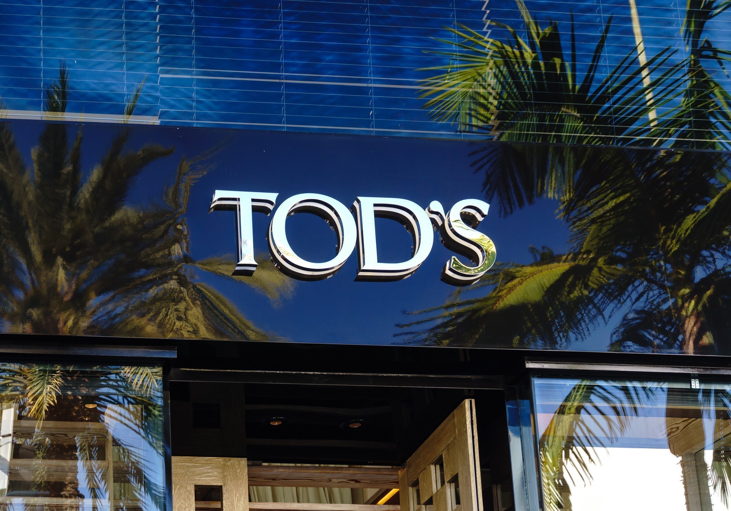 Tod’s: Ερευνάται για εργασιακή εκμετάλλευση – Απαγόρευση διαφημίσεων ζητούν οι εισαγγελείς | Ειδήσεις για την Οικονομία