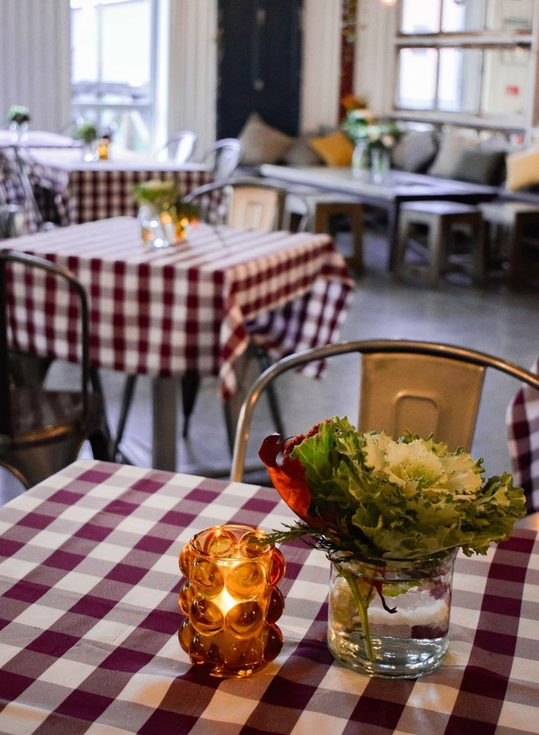 Το πρώτο εμπορικό κέντρο αποκλειστικά με μεταχειρισμένα είδη αλλάζει το εμπόριο Το πρώτο εμπορικό κέντρο αποκλειστικά με μεταχειρισμένα είδη αλλάζει το εμπόριο