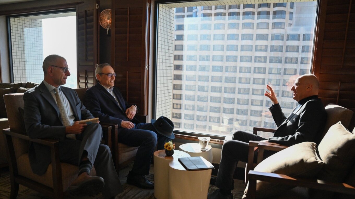 Συνάντηση Δένδια με με διαπρεπείς Έλληνες ακαδημαϊκούς στο Σαν Φρανσίσκο (tweet) | Ειδήσεις για την Οικονομία