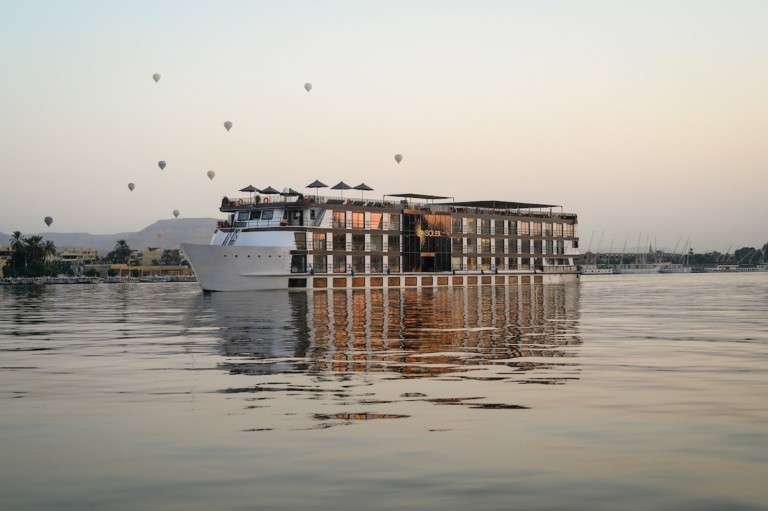 Κρουαζιέρα πολυτελείας: Το παλάτι που ταξιδεύει στον Νείλο Κρουαζιέρα πολυτελείας: Το παλάτι που ταξιδεύει στον Νείλο