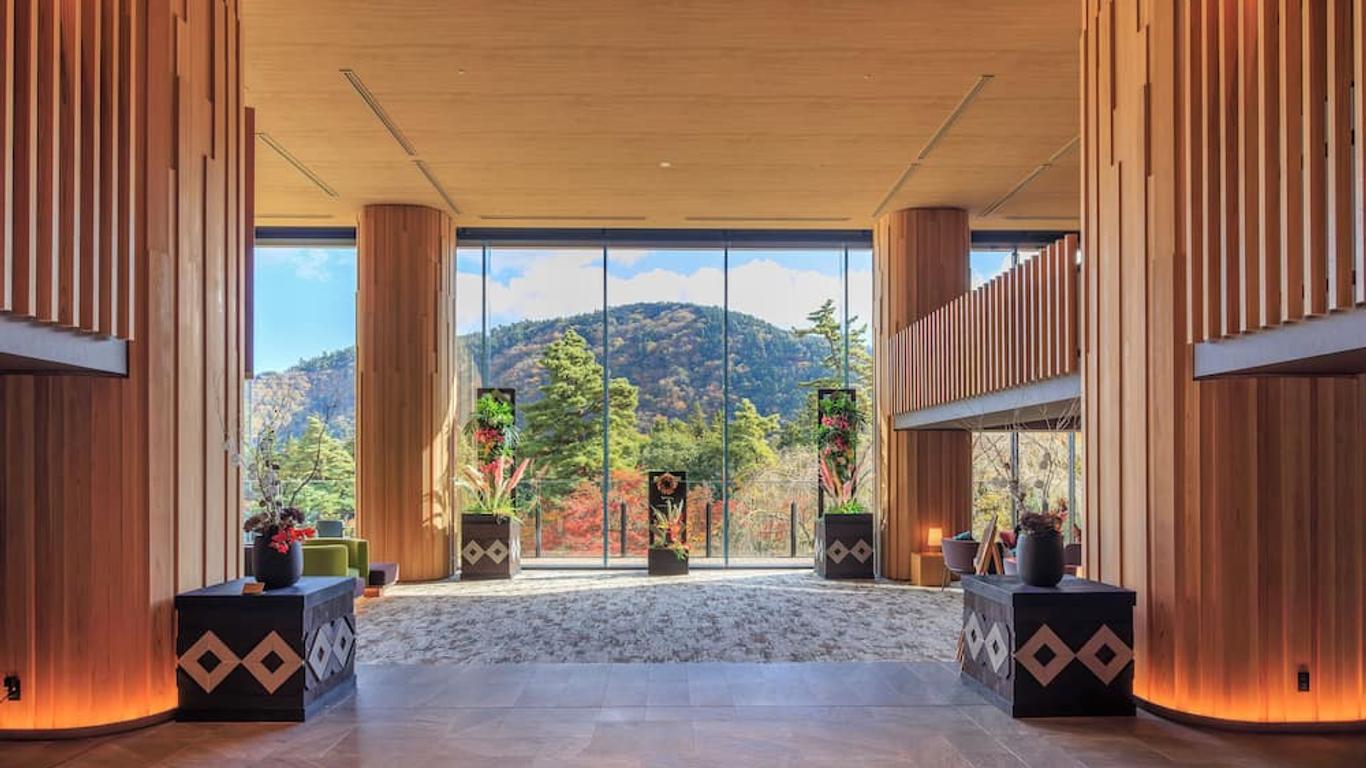 Το ιαπωνικό μυστικό πίσω από το μπάνιο σε πισίνα γεμάτη από κρασί