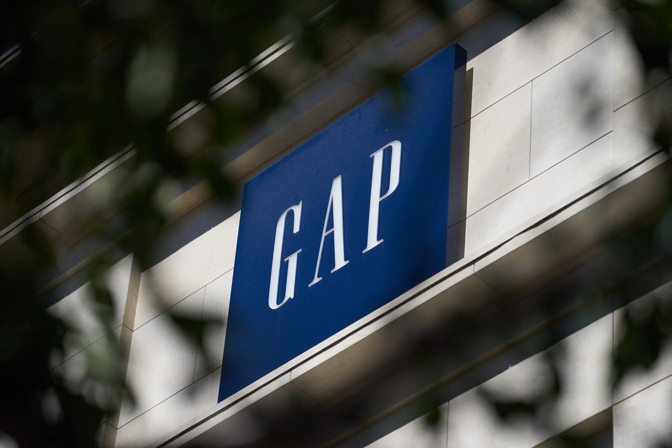 Gap: Η στρατηγική που ακολούθησε για να «κερδίσει» τους επιφυλακτικούς καταναλωτές | Ειδήσεις για την Οικονομία