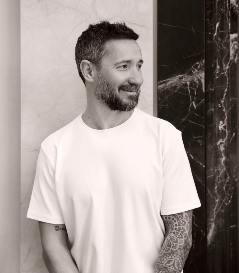 Η πιο εντυπωσιακή σοκολατερί που έχει κάθε μέρα ουρές κόσμου 