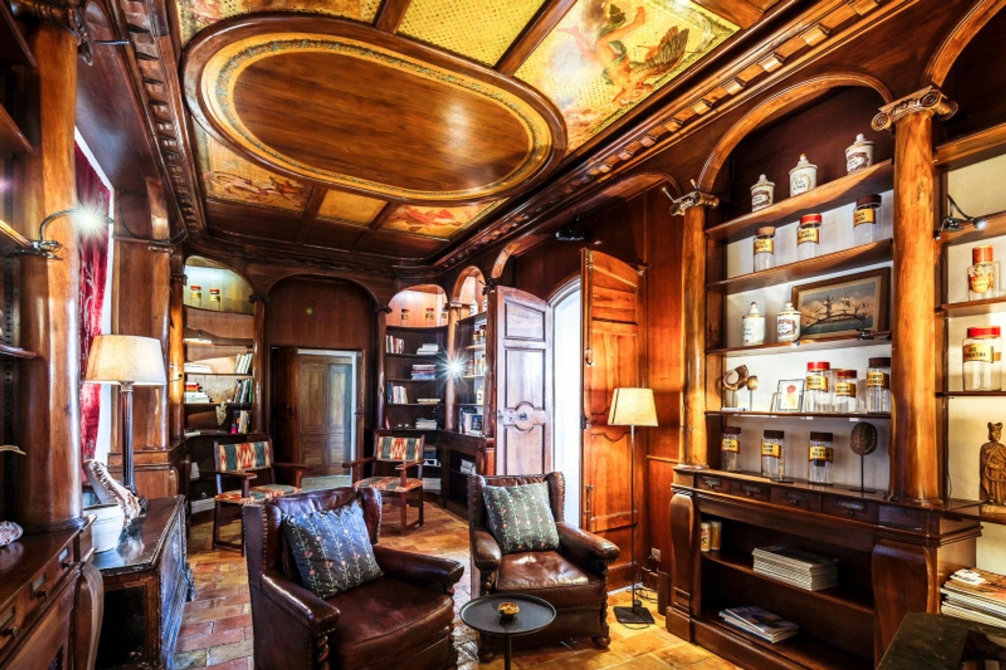 Λεβάντες, αμπελώνες και μεσαιωνικά χωριά: Παραμυθένιες αγροικίες στην καρδιά της Προβηγκίας