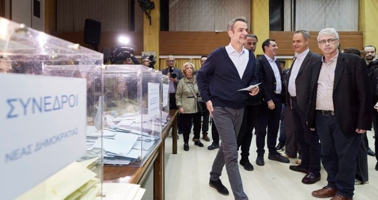 Μητσοτάκης: Η ΝΔ αντλεί δύναμη από τα μέλη της – Στήριξη στη μεσαία τάξη και νέα μέτρα