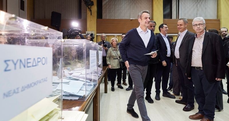 Μητσοτάκης: Η ΝΔ αντλεί δύναμη από τα μέλη της – Στήριξη στη μεσαία τάξη και νέα μέτρα | Ειδήσεις για την Οικονομία