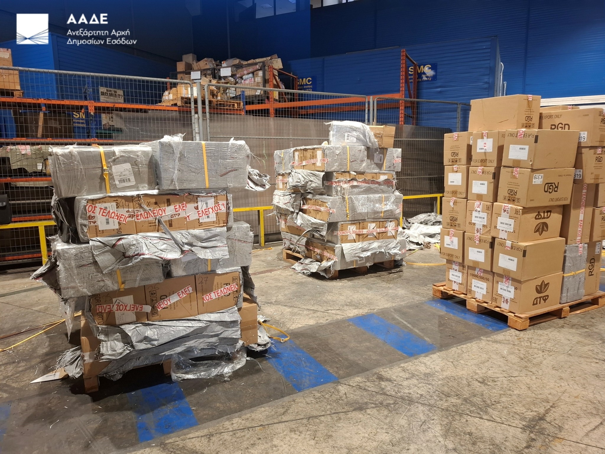 ΑΑΔΕ: Κατάσχεση 1,7 εκατ. τσιγάρων από το Ντουμπάι στο «Ελευθέριος Βενιζέλος» (pics)