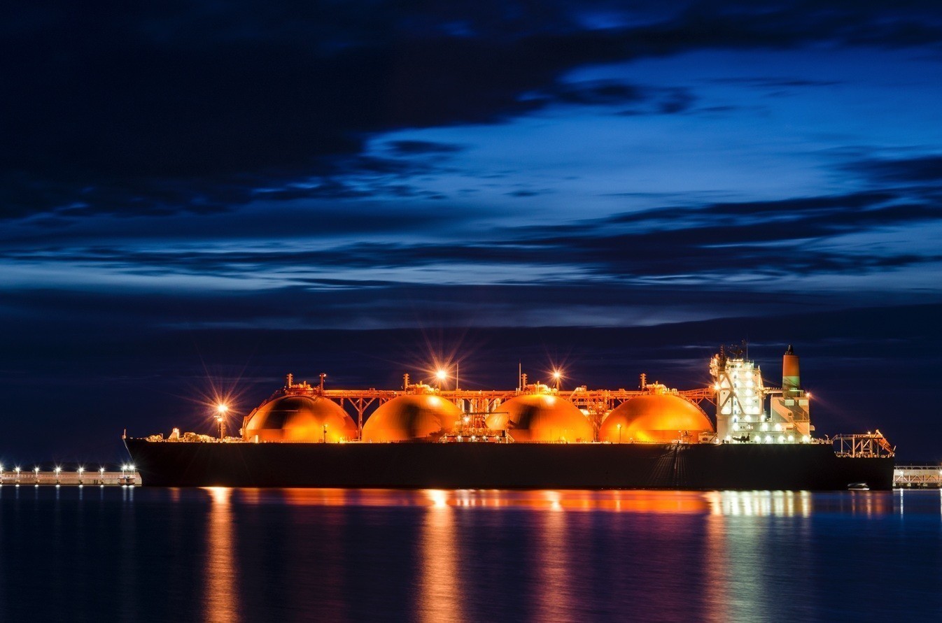 Reuters: Η Ελλάδα υπογράφει την πρώτη της μακροπρόθεσμη συμφωνία για LNG με τις ΗΠΑ | Ειδήσεις για την Οικονομία