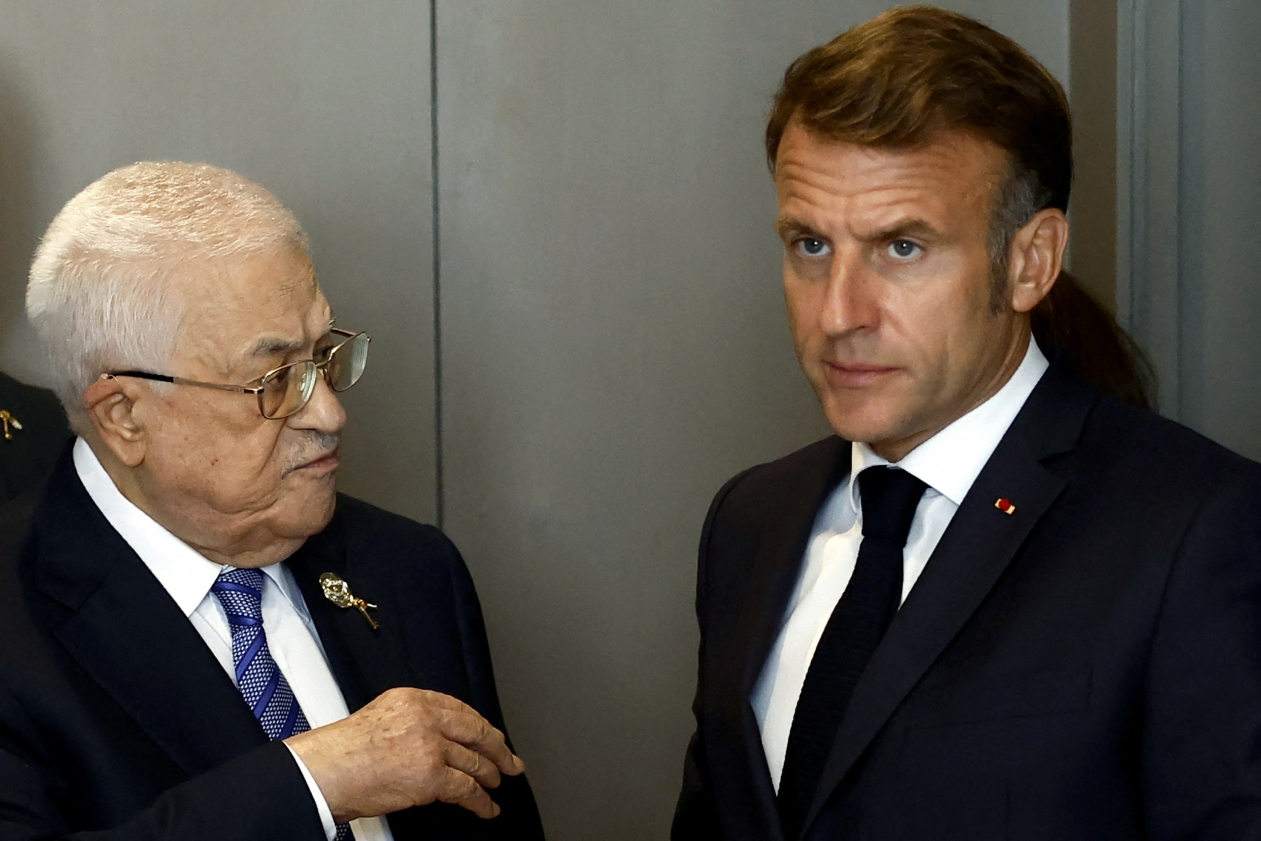 Παρίσι: Ο Μακρόν υποδέχεται την Τρίτη (11/11) τον Αμπάς – Τι θα συζητήσουν οι δύο ηγέτες | Ειδήσεις για την Οικονομία