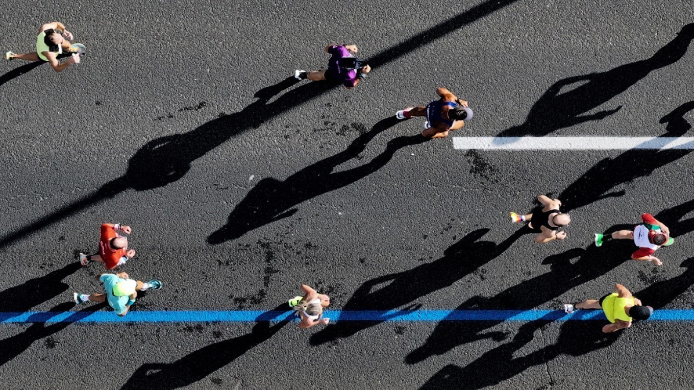 42ος Αυθεντικός Μαραθώνιος: Ποιοι δρόμοι είναι κλειστοί – Ποιες διαδρομές μπορούν να ακολουθήσουν οι οδηγοί | Ειδήσεις για την Οικονομία