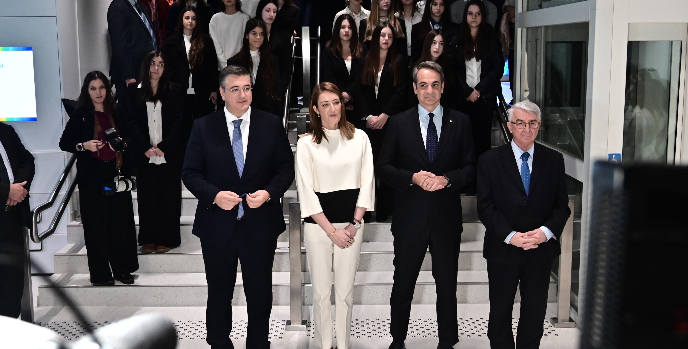 Μητσοτάκης – Μέτσολα: Live οι δηλώσεις τους μετά τη συνάντηση στο Μαξίμου | Ειδήσεις για την Οικονομία