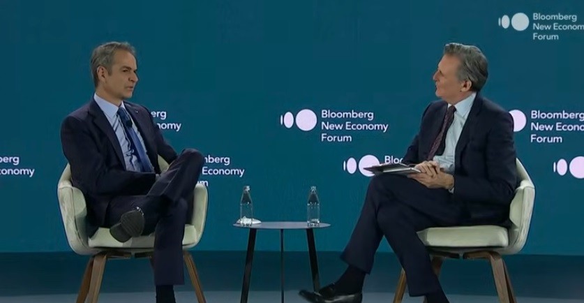 Μητσοτάκης στο Bloomberg για λιμάνι Πειραιά: Με ΗΠΑ έχουμε υπογράψει αμοιβαία επωφελείς συμφωνίες χωρίς να αμφισβητούμε επενδύσεις του παρελθόντος | Ειδήσεις για την Οικονομία