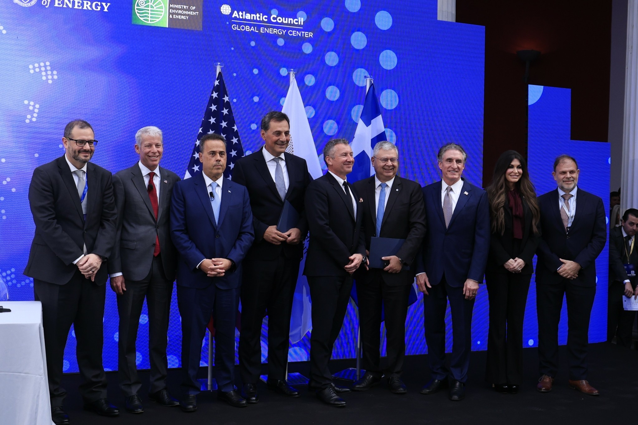 P-TEC – Ιστορική συμφωνία: Exxon Mobil, Energean και Helleniq Energy υπέγραψαν για γεώτρηση υδρογονανθράκων στο Ιόνιο