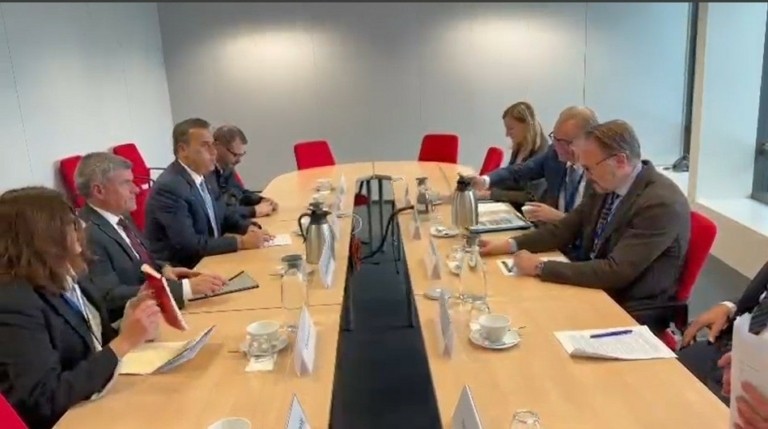 Παπασταύρου από Βρυξέλλες: Απεξάρτηση της ΕΕ από το ρωσικό αέριο και στροφή στο αμερικανικό – Κύρια πύλη εισόδου η Ελλάδα