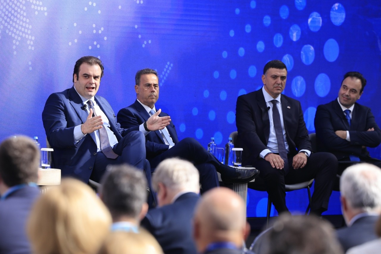 Πιερρακάκης στο P- TEC μετά τη συμφωνία για τους υδρογονάνθρακες: «Η Ελλάδα επέστρεψε» | Ειδήσεις για την Οικονομία