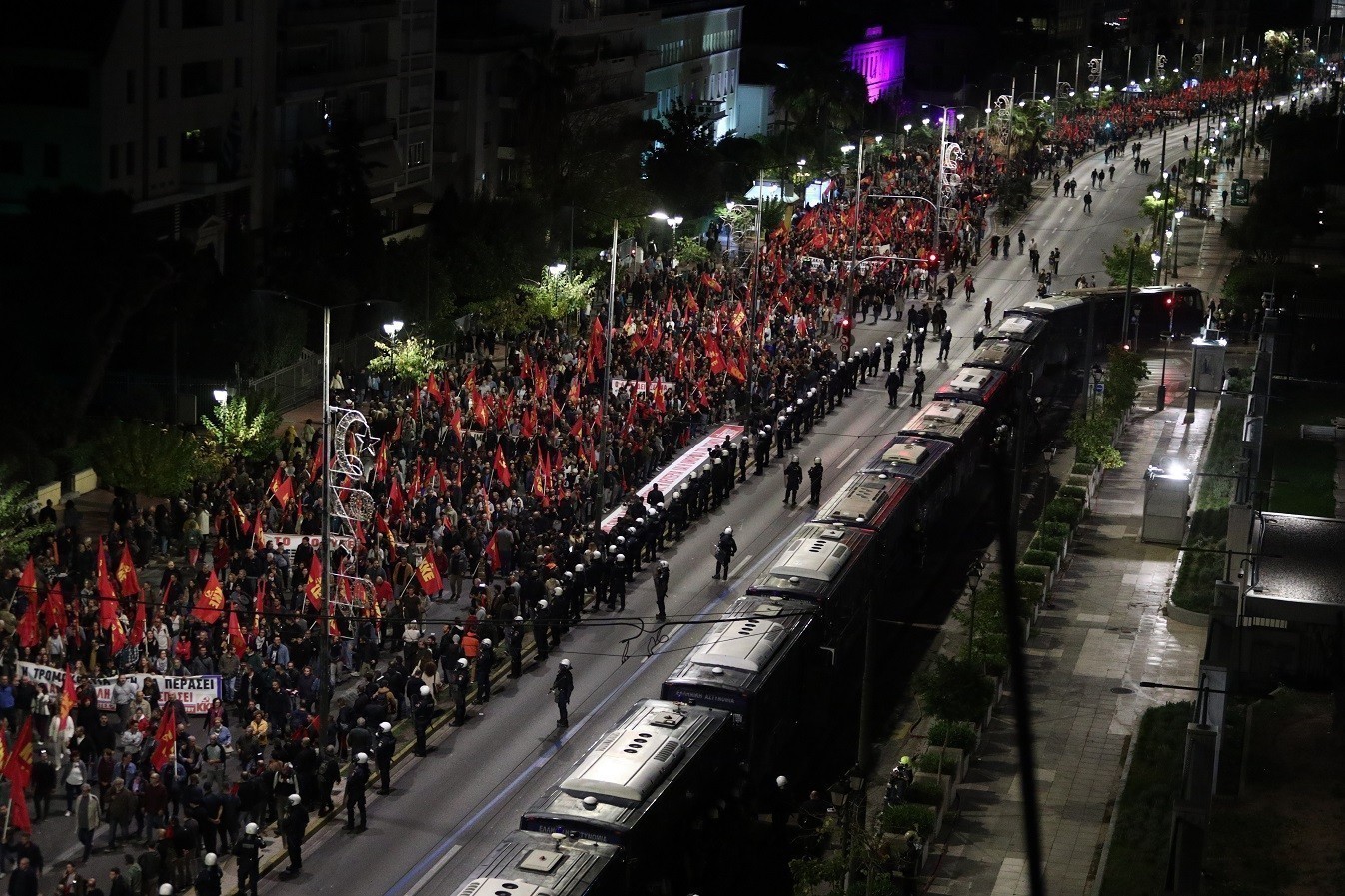 Πολυτεχνείο 2025: Ολοκληρώθηκε η πορεία – Αποκαταστάθηκε η κυκλοφορία στο κέντρο | Ειδήσεις για την Οικονομία