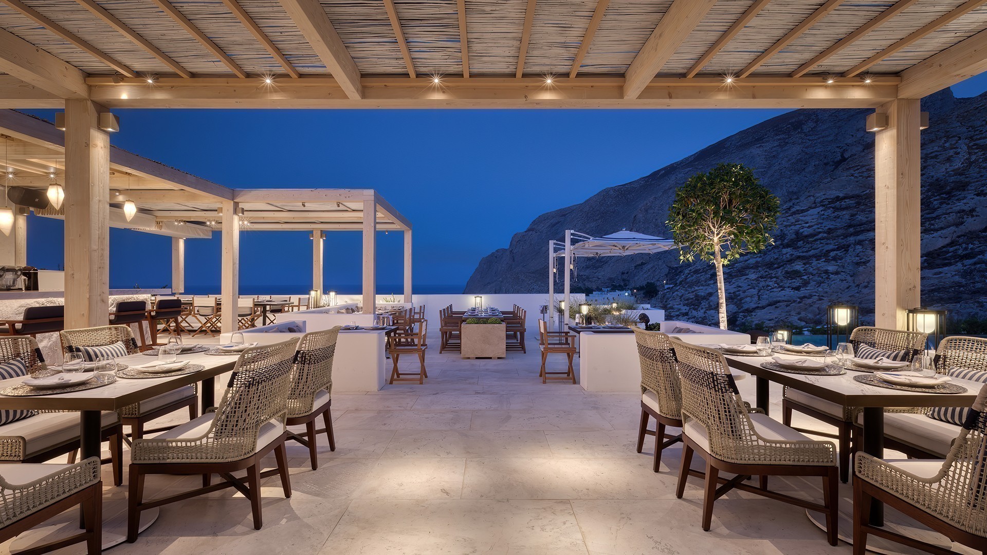 Santorini Experience: Η διοργάνωση που έβαλε το νησί στον παγκόσμιο αθλητικό χάρτη