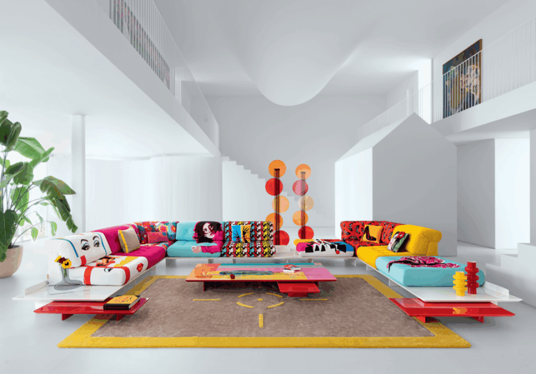 Συνέντευξη Πέδρο Αλμοδόβαρ: Το πολυχρωματικό σύμπαν του μεγάλου σκηνοθέτη