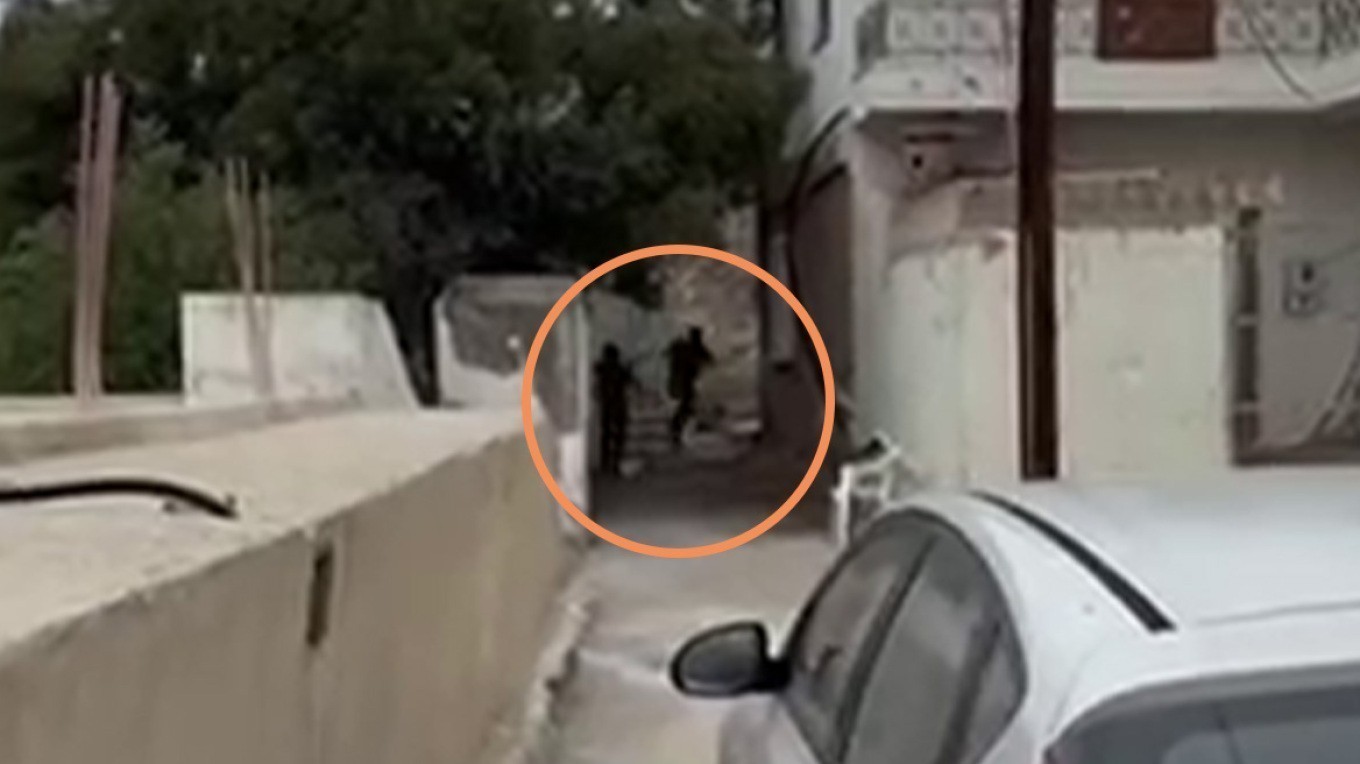 Βορίζια: Ταυτοποιήθηκε και συνελήφθη και το άτομο που φαίνεται μαζί με τον γαμπρό του Καργάκη στο βίντεο με το καλάσνικοφ | Ειδήσεις για την Οικονομία