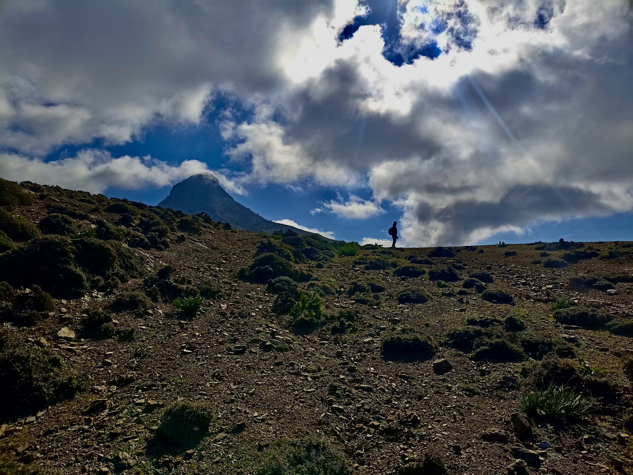Τα άγνωστα βουνά και οι κρυφές διαδρομές – Ο άνθρωπος που χάραξε τα μονοπάτια της Ελλάδας 