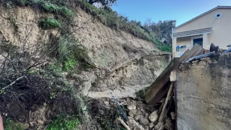 Νέο κύμα κακοκαιρίας σαρώνει την Ήπειρο – Καταστροφές και προβλήματα σε πολλές περιοχές (vids)