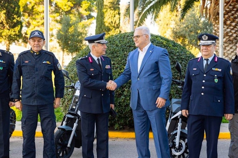 Όμιλος Πέτρος Πετρόπουλος: Με νέες ηλεκτρικές μοτοσικλέτες η ΕΛ.ΑΣ.