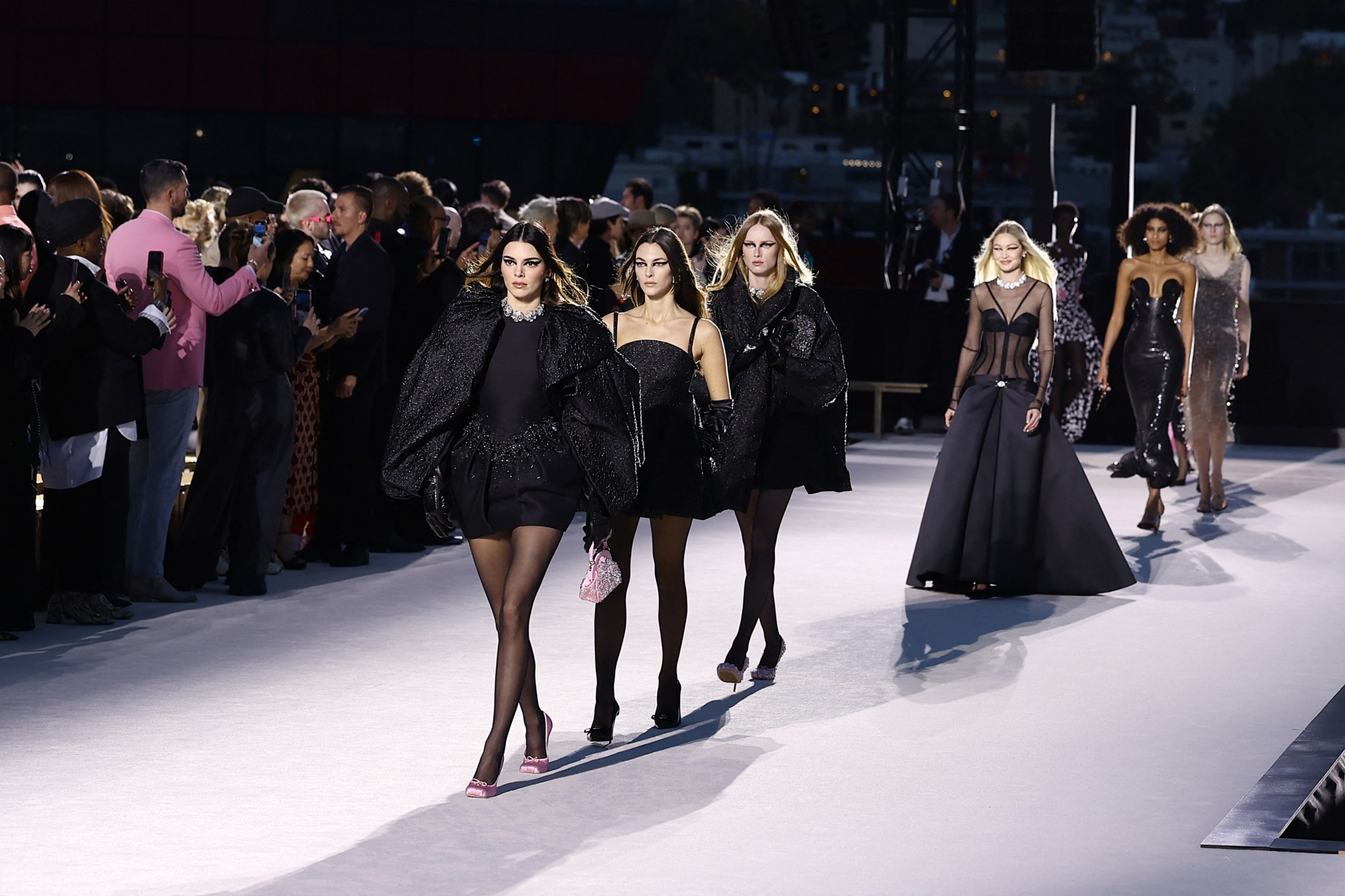 Το μεγάλο σοκ στην αγορά της μόδας πολυτελείας: Εχασε 70 εκατ. πελάτες σε τρία χρόνια