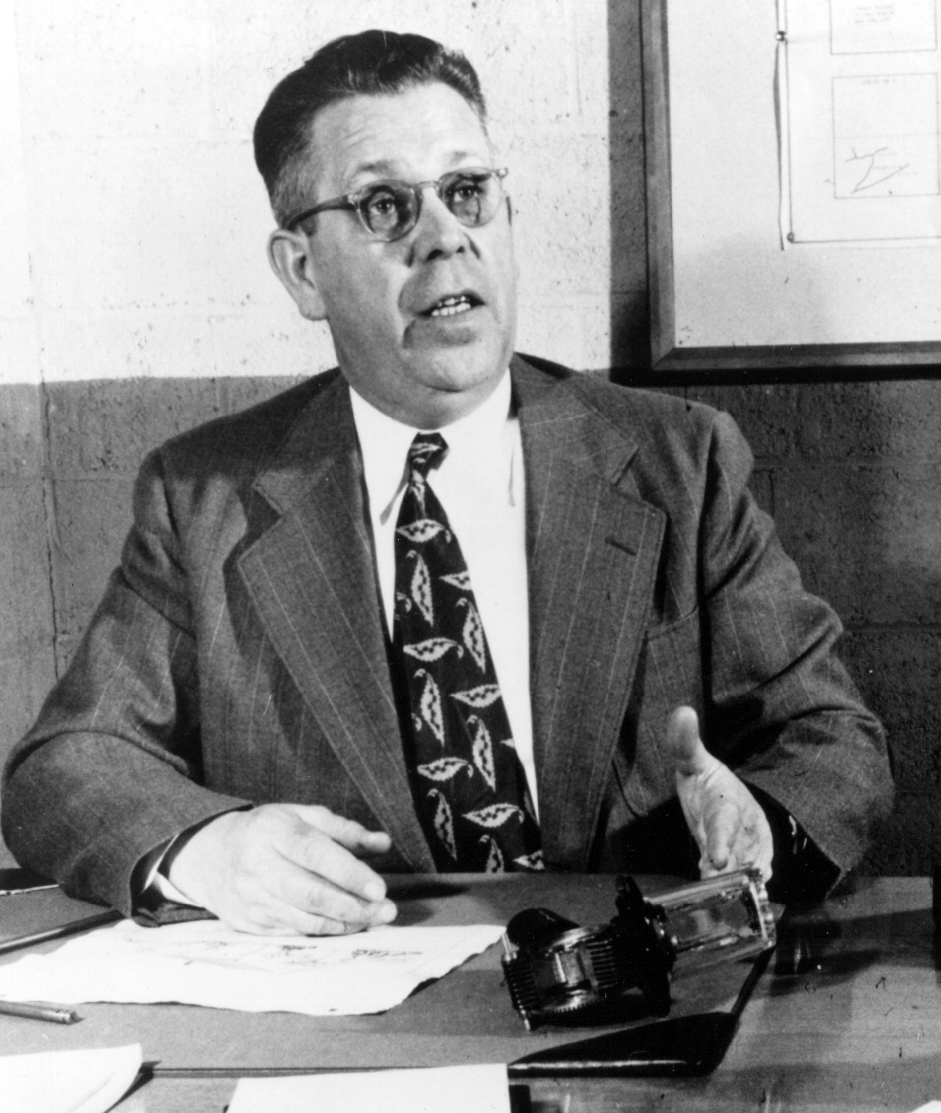 Πώς ο Πέρσι Σπένσερ ανακάλυψε τον φούρνο μικροκυμάτων από μια λιωμένη σοκολάτα