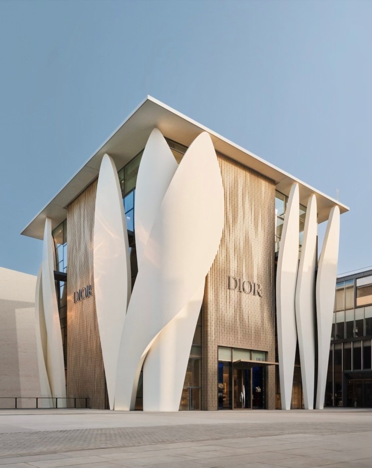 Το απίστευτο νέο κατάστημα Dior στο Πεκίνο από τον αρχιτέκτονα της χρονιάς