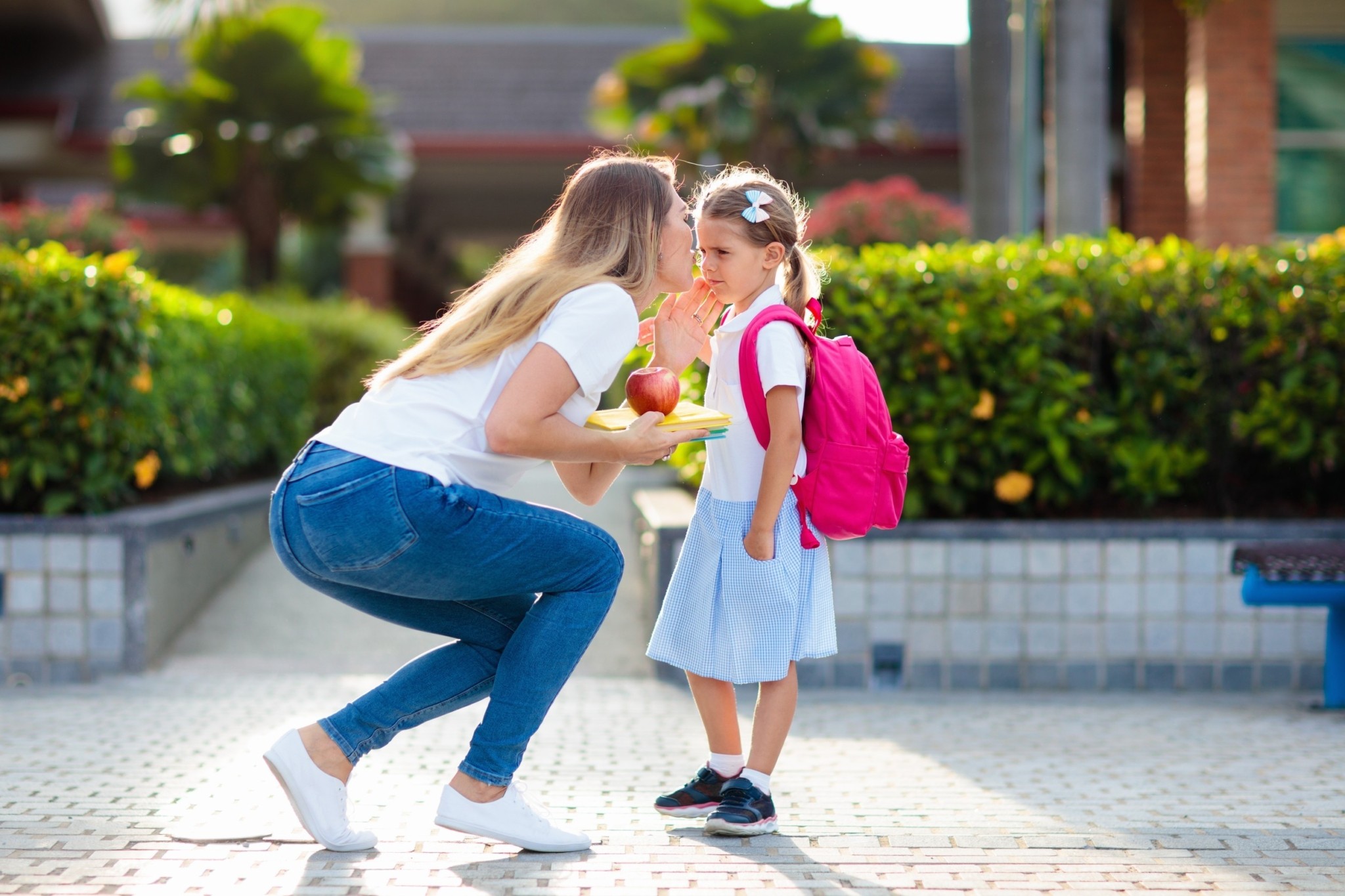 Τι δεν πρέπει να ρωτάτε το παιδί αμέσως μετά το σχολείο