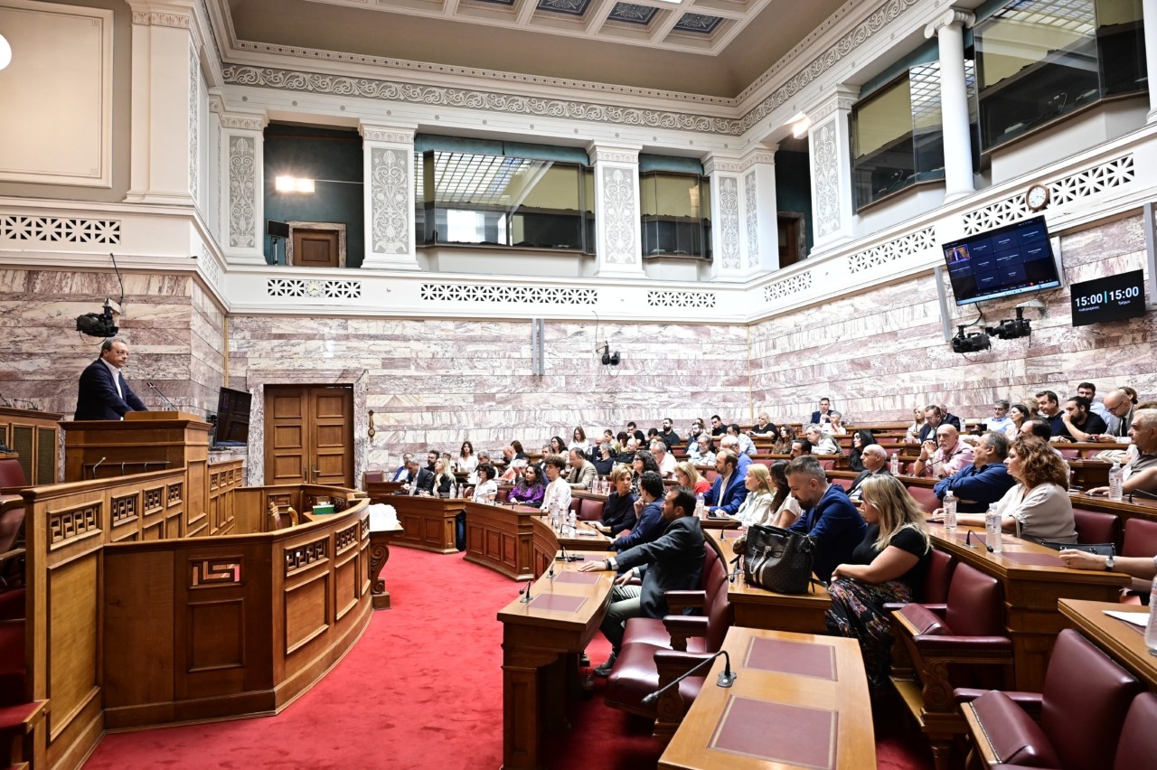 Συνεδριάζει σε κλίμα έντασης η ΚΟ του ΣΥΡΙΖΑ στον απόηχο της παραίτησης Σουρμελίδη και της «Ιθάκης» του Τσίπρα | Ειδήσεις για την Οικονομία