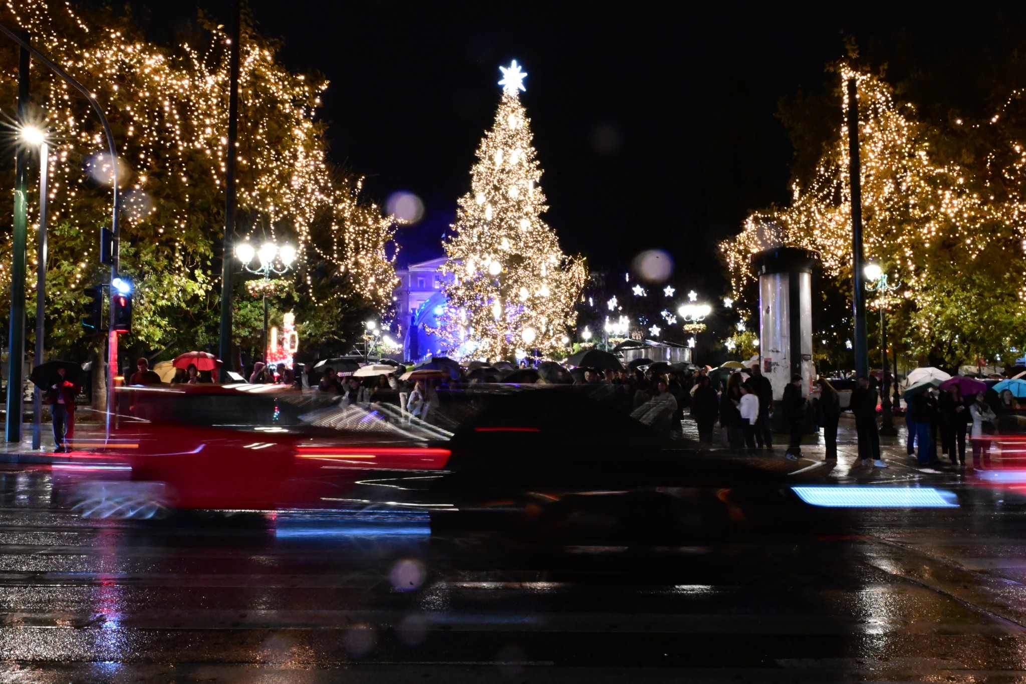 Αναστασία Φιλιπποπούλου: Η ιστορία πίσω από τον εορταστικό φωτισμό της Αθήνας