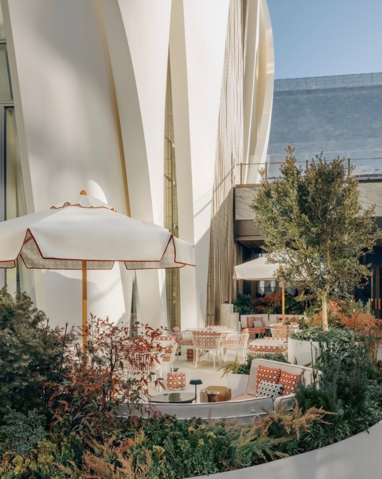 Το απίστευτο νέο κατάστημα Dior στο Πεκίνο από τον αρχιτέκτονα της χρονιάς