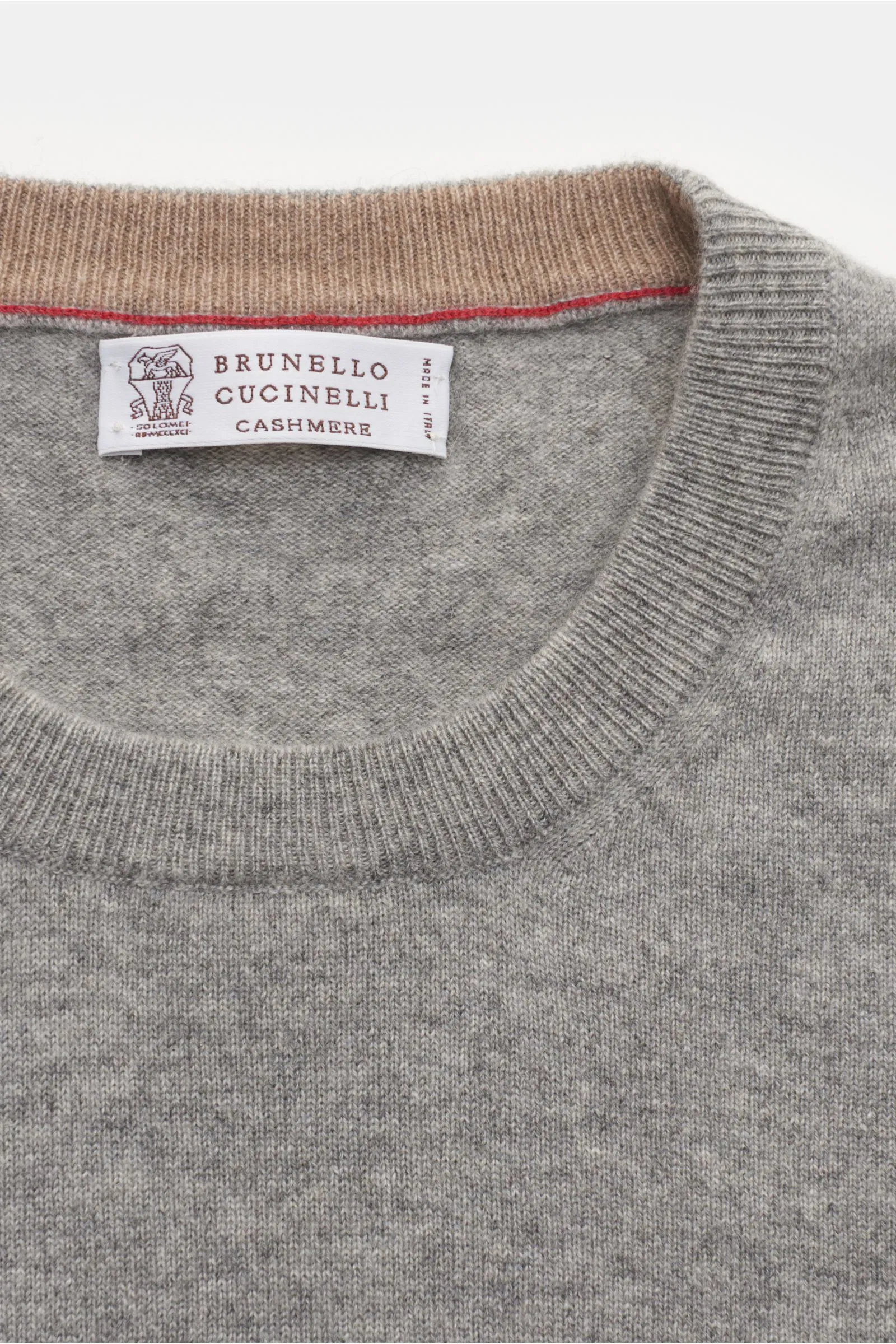 Το κασμίρ κάνει θραύση – Η ιστορία και η οικονομία πίσω από το πιο περιζήτητο ύφασμα παγκοσμίως