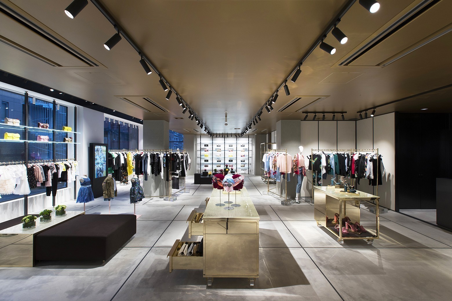 Το μεγάλο σοκ στην αγορά της μόδας πολυτελείας: Εχασε 70 εκατ. πελάτες σε τρία χρόνια